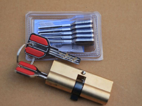 吴起24小时上门开锁公司